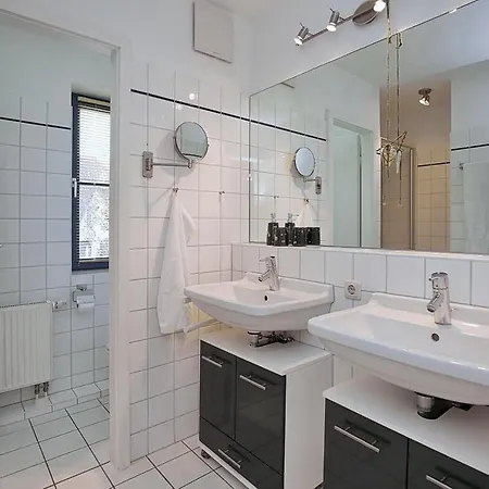 Papillon 10-5 Apartment